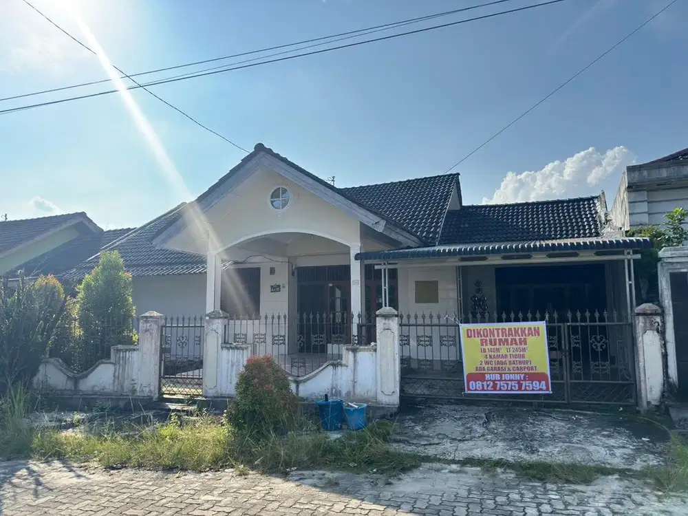 DEKAT KAMPUS UIR DISEWAKAN CEPAT RUMAH BESAR DALAM KOMPLEK DIKONTRAKAN