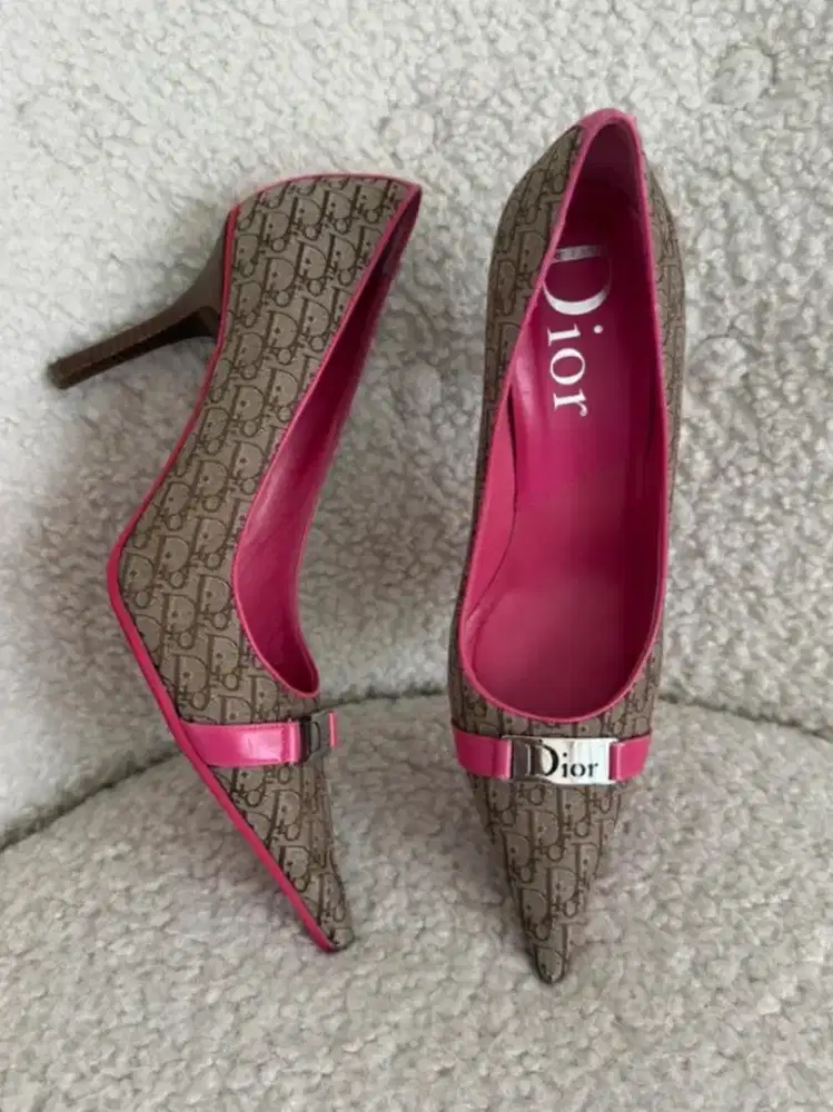 Sepatu hak Dior Ori