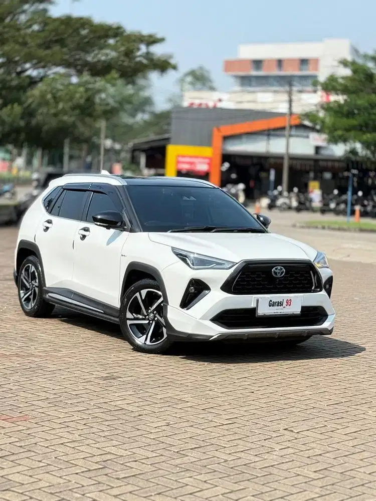 TOYOTA YARIS GR HYBRID 2024