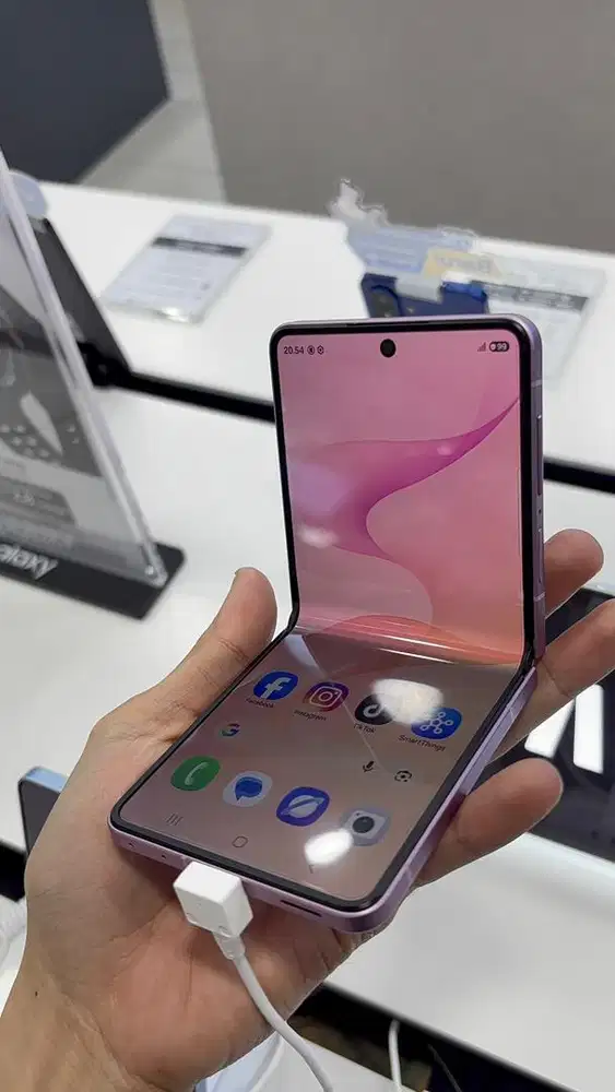 Galaxy Z fold 8