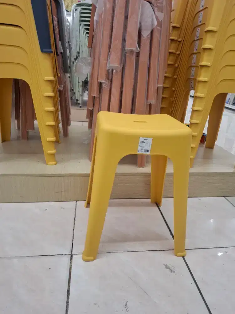 STOOL PLASTIK KUNING KOKOH