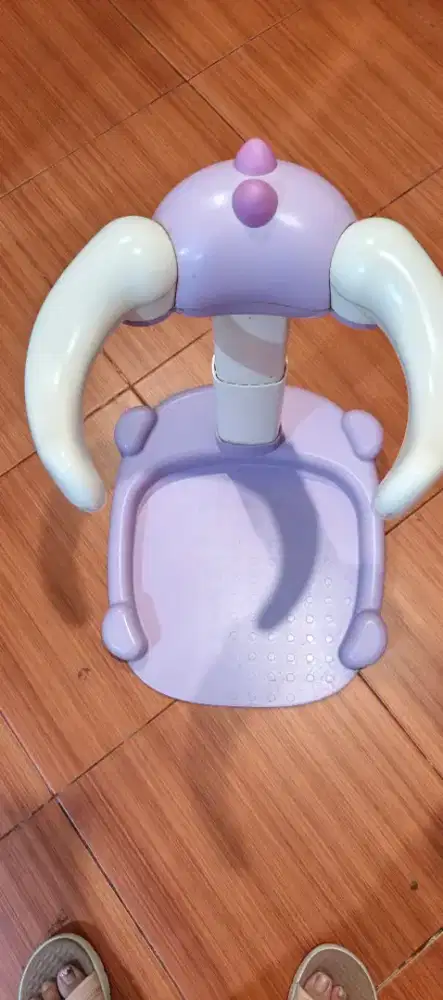 Baby bath standing