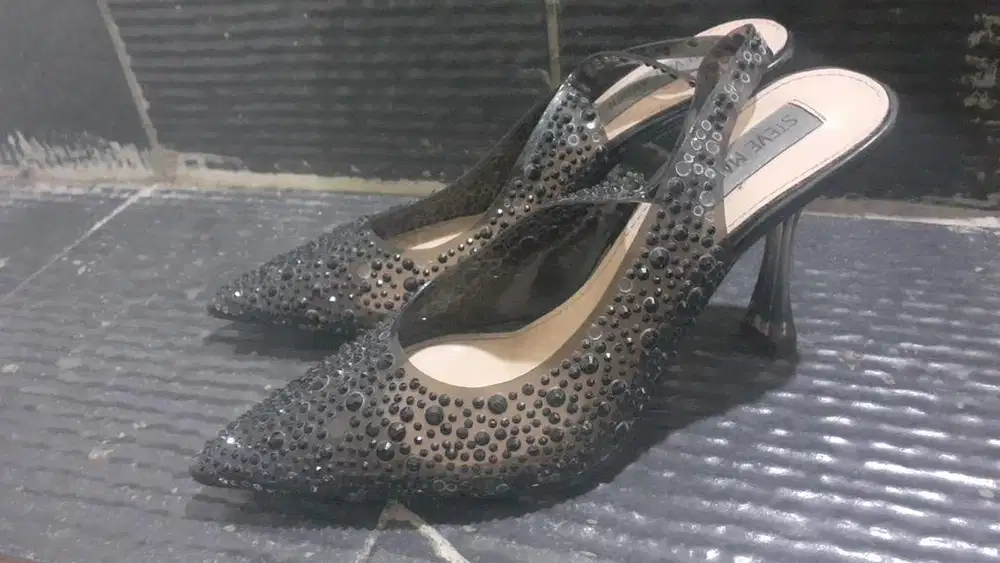 Stevemadden ori jual karena bosan