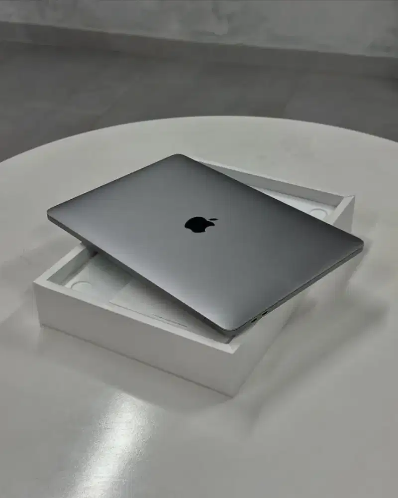 Terima Jual Beli Macbook Pro Air M1 M2 M3 M4  M5 iPhone iPad Ditampung