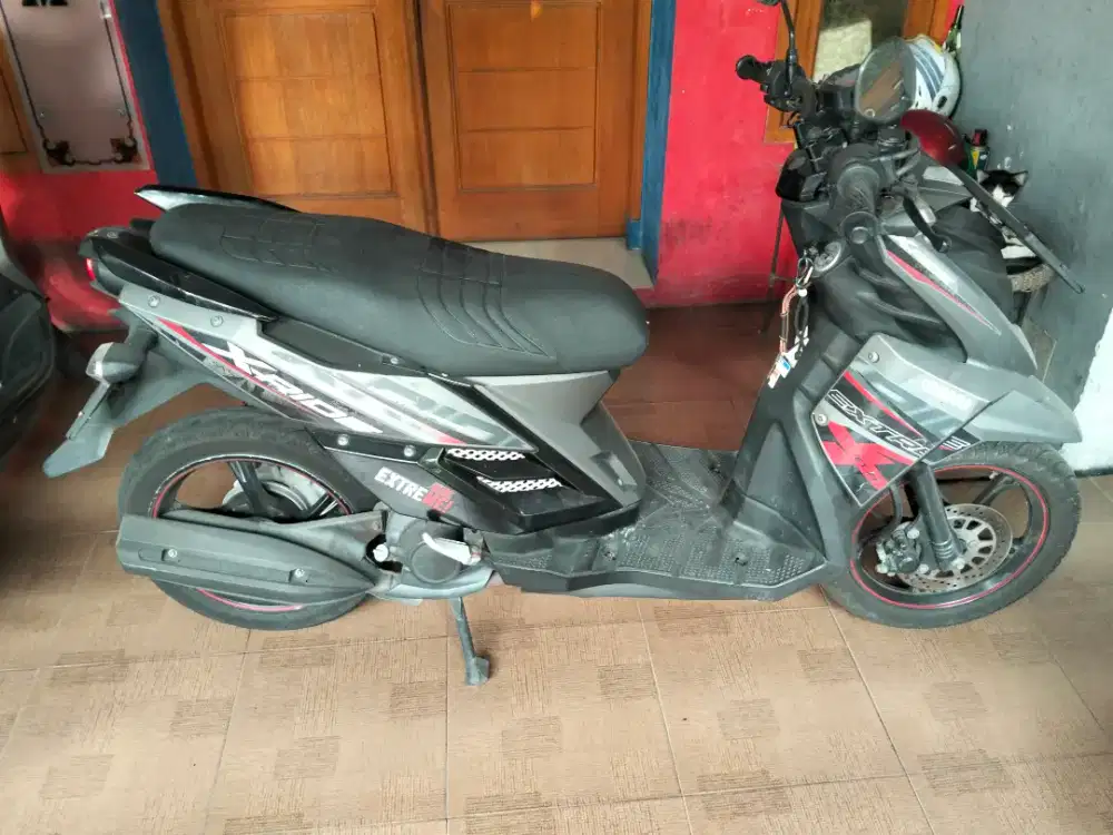 X-Ride Yamaha Coklat Metalik 2017 Jarang Dipakai