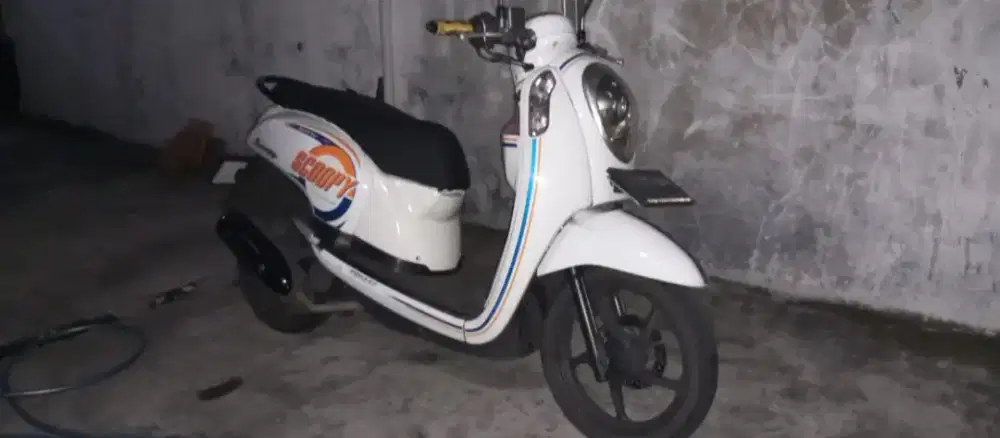 Dijual cepat Honda Scoopy ESP 2016