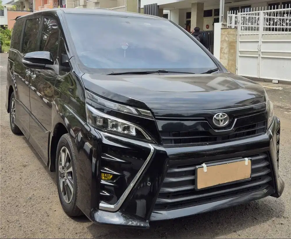 toyota voxy 2019 record astrindo