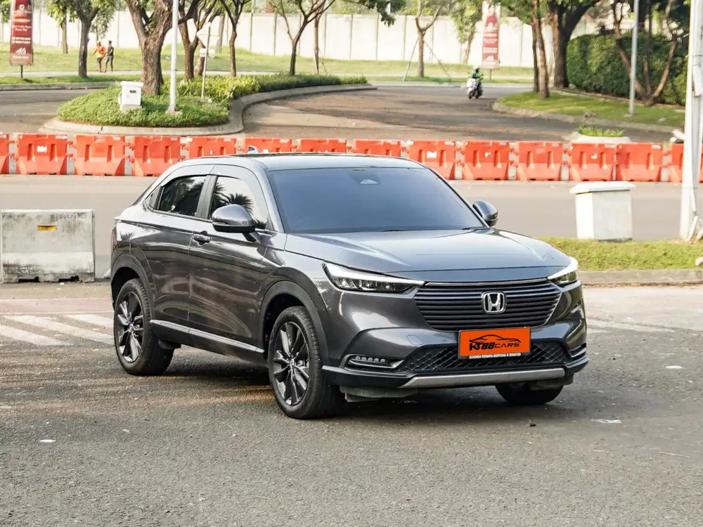 HRV SE AT
(Panoramic Sunroof)
Tahun 2022