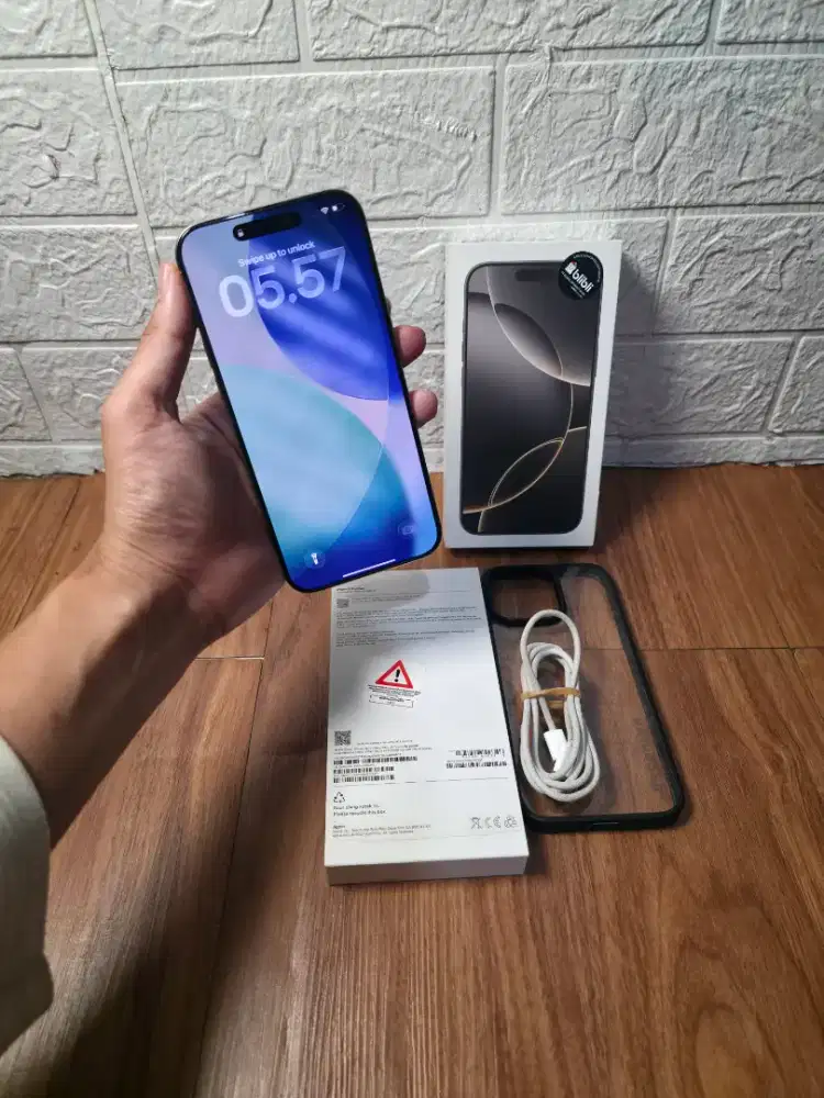 Iphone 16 pro max 256gb Resmi Blibli/sejenis ibox