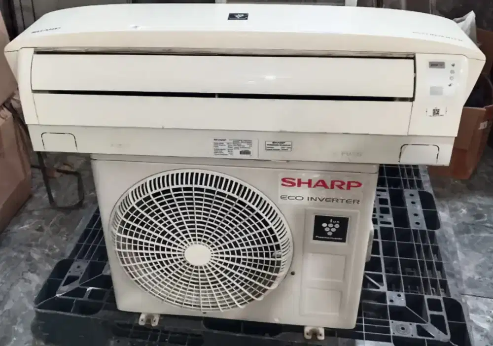 Sharp ECO inverter dan Sharp 1pk standard
