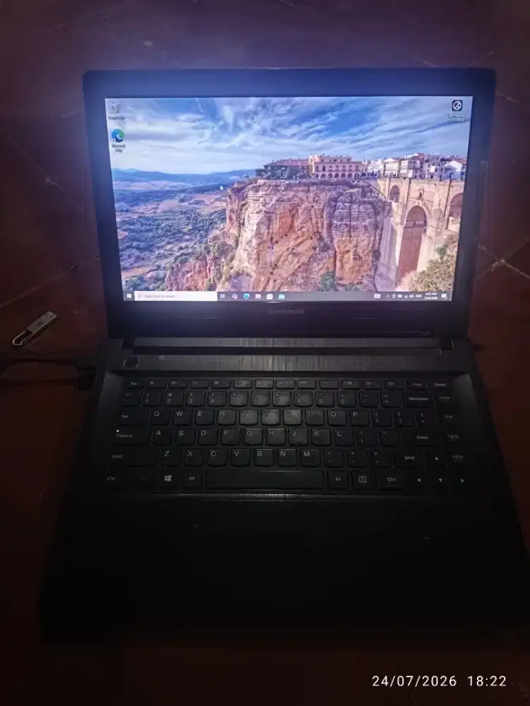 Laptop Lenovo Core i3