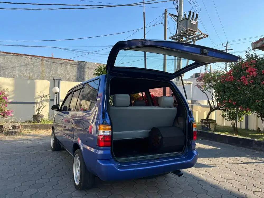 Kijang Kapsul Diesel Irit Th 2001