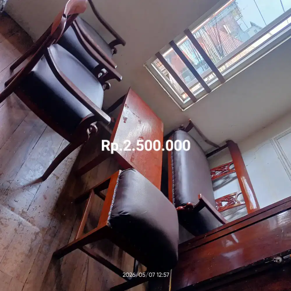 Meja kursi kayu jati sofa antik bekas dah melamin