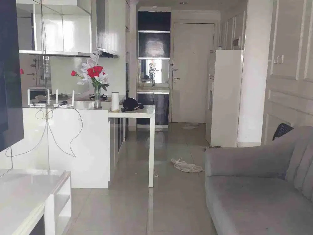 Di Sewakan Apartemen Signature Park Grande full furnish Lt.8 posisi di hoek luas 38m