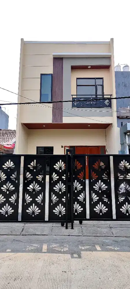 Rumah 3 Lantai Siap Huni di Kelapa Lilin Jakarta Utara