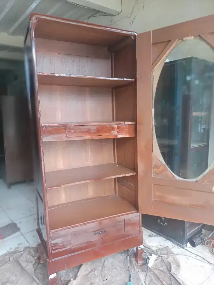 Lemari antik kayu jafi tua bekas thunder 1949 full jati