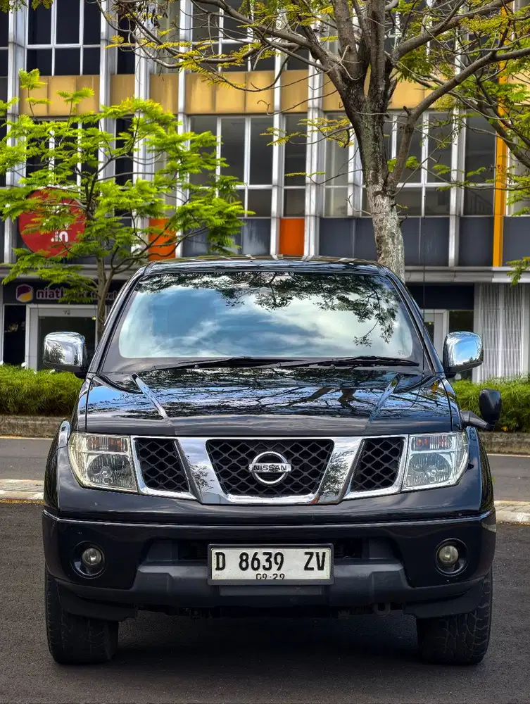 Nissan frontier 2.5 matic 2010 hitam diesel