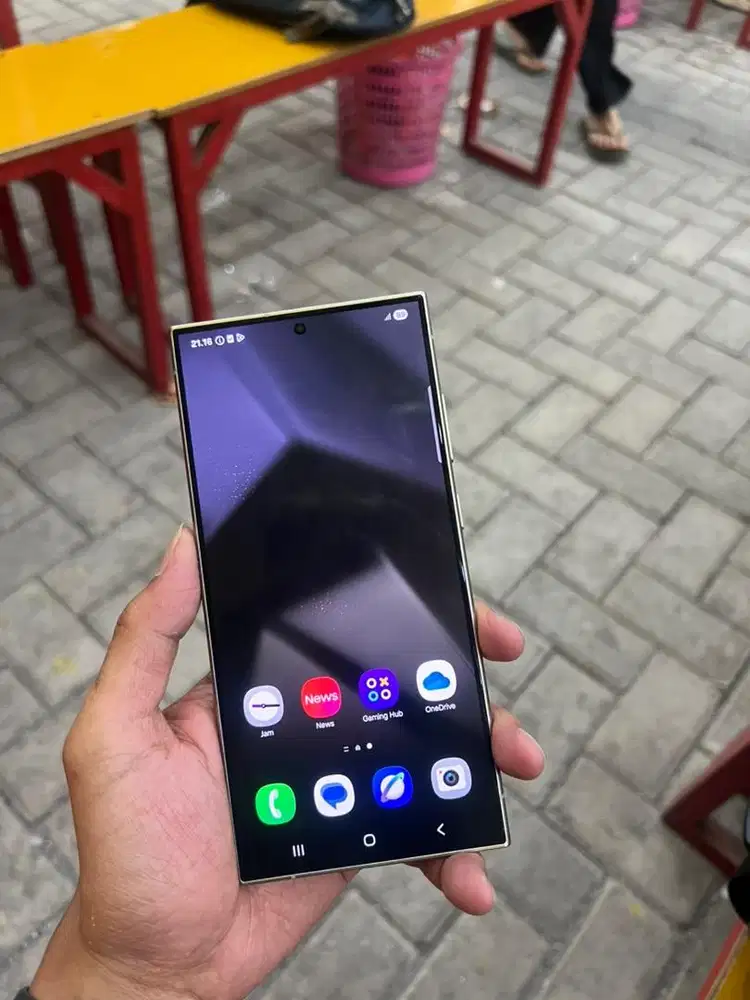 Samsung galaxy 24 ultra 12/512gb resmi
