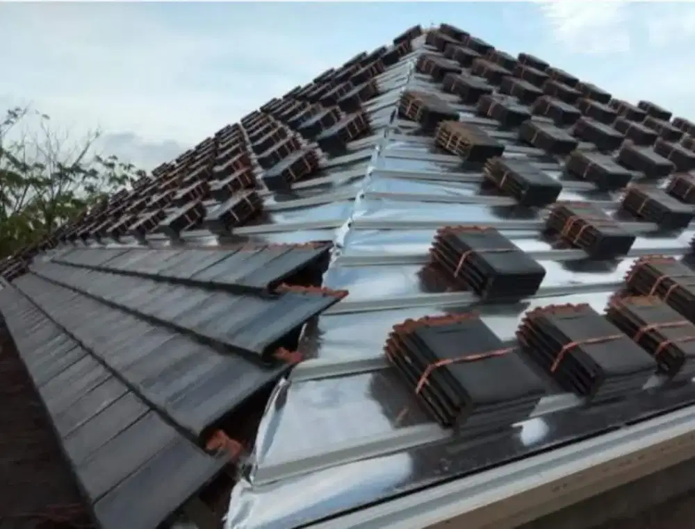 RENOVASI ATAP LAMA GANTI ATAP BAJARINGAN