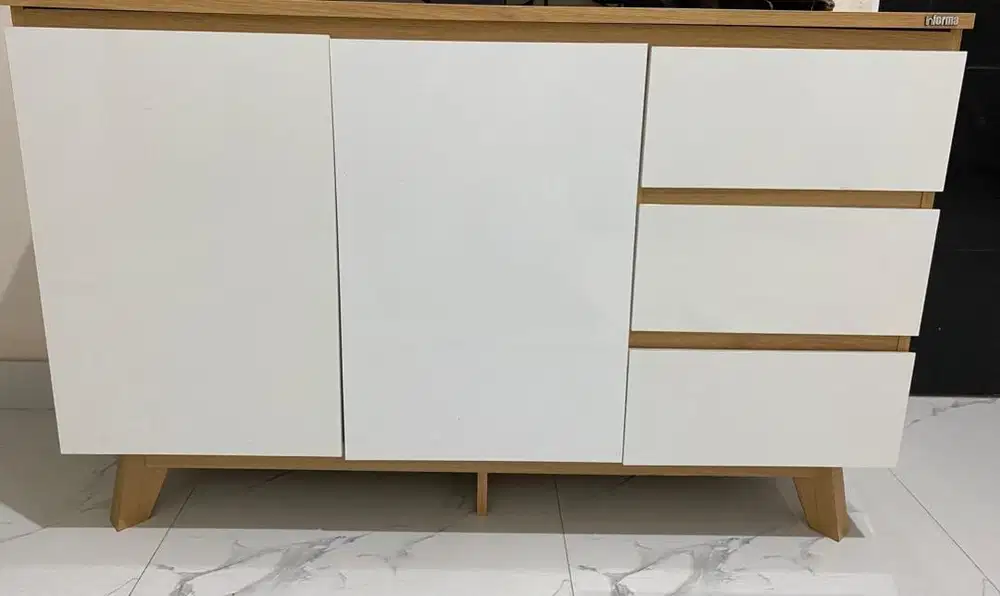 Informa preston Kabinet