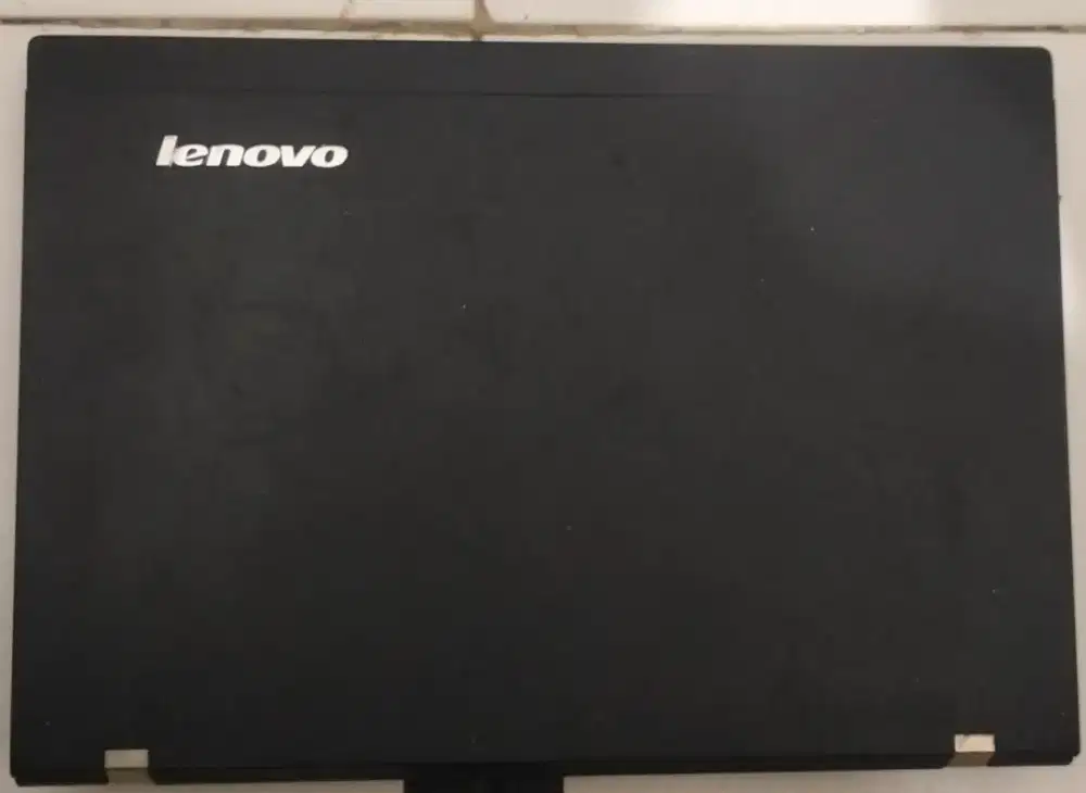 Leptop Lenovo Bekas.