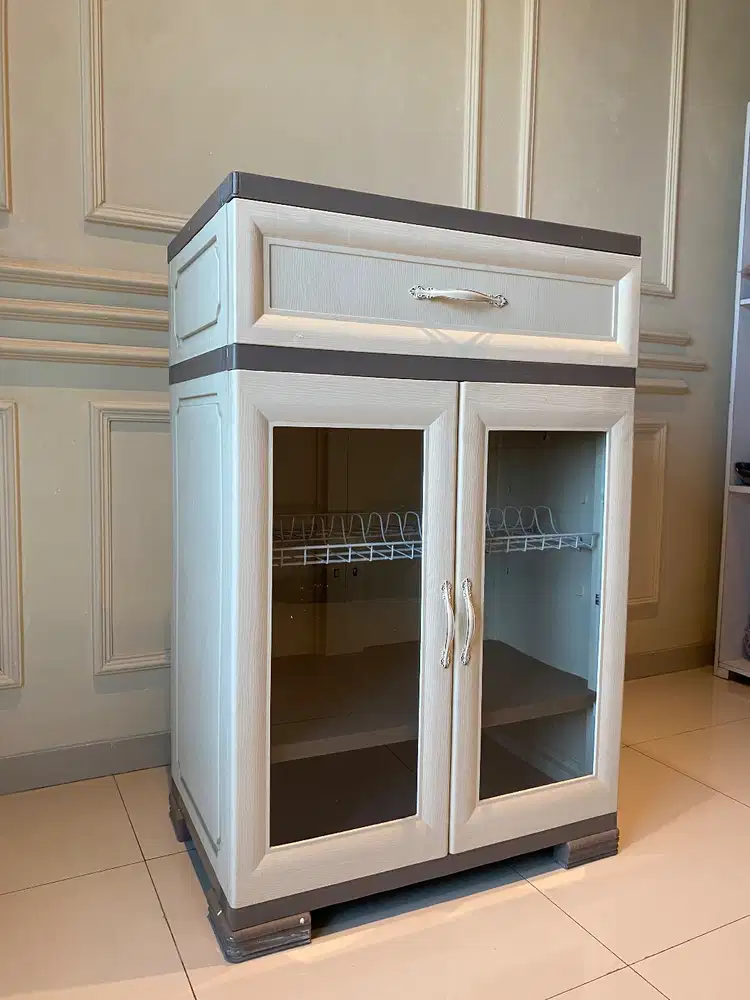 Lemari dapur kabinet dapur merk Olymplast