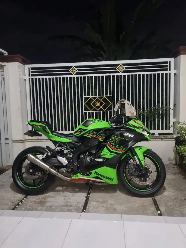 Kawasaki Ninja zx25rr
