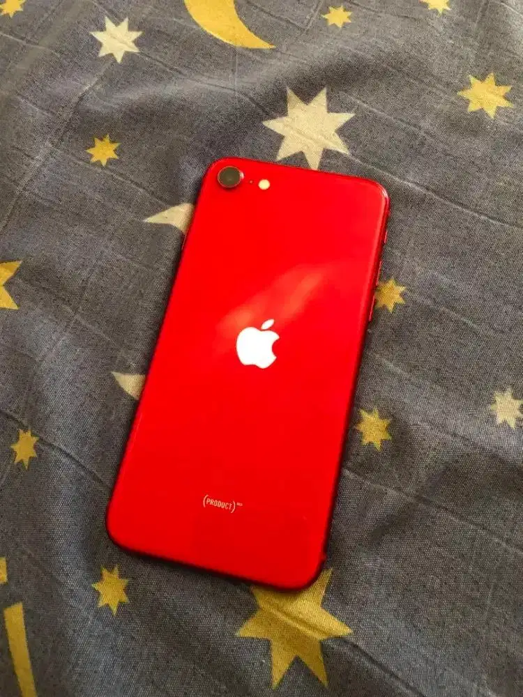 Phone SE  (SE Gen 3) 128 GB - Red