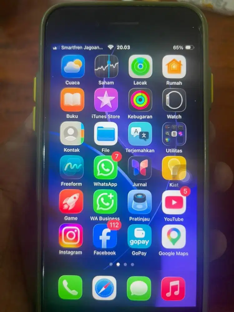 Phone SE  (SE Gen 3) 128 GB - Red
