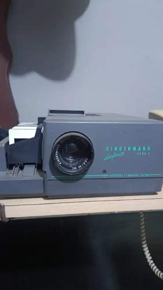 PROYEKTOR KINDERMAN DIAFOCUS 1500 E