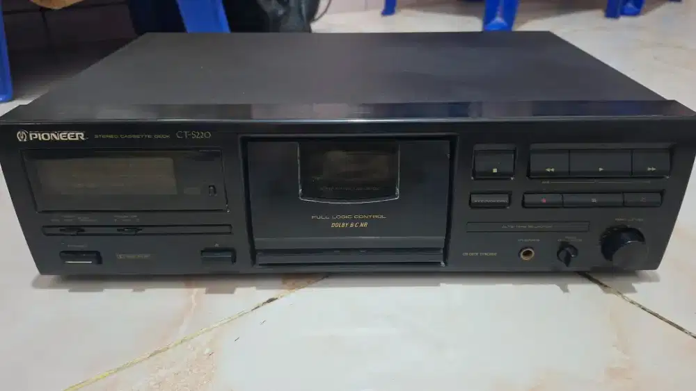 Tape deck pioneer CT-S220