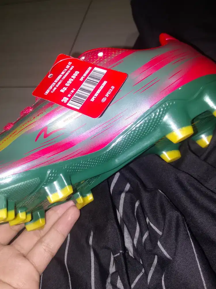 Sepatu spech baru jual cepat
