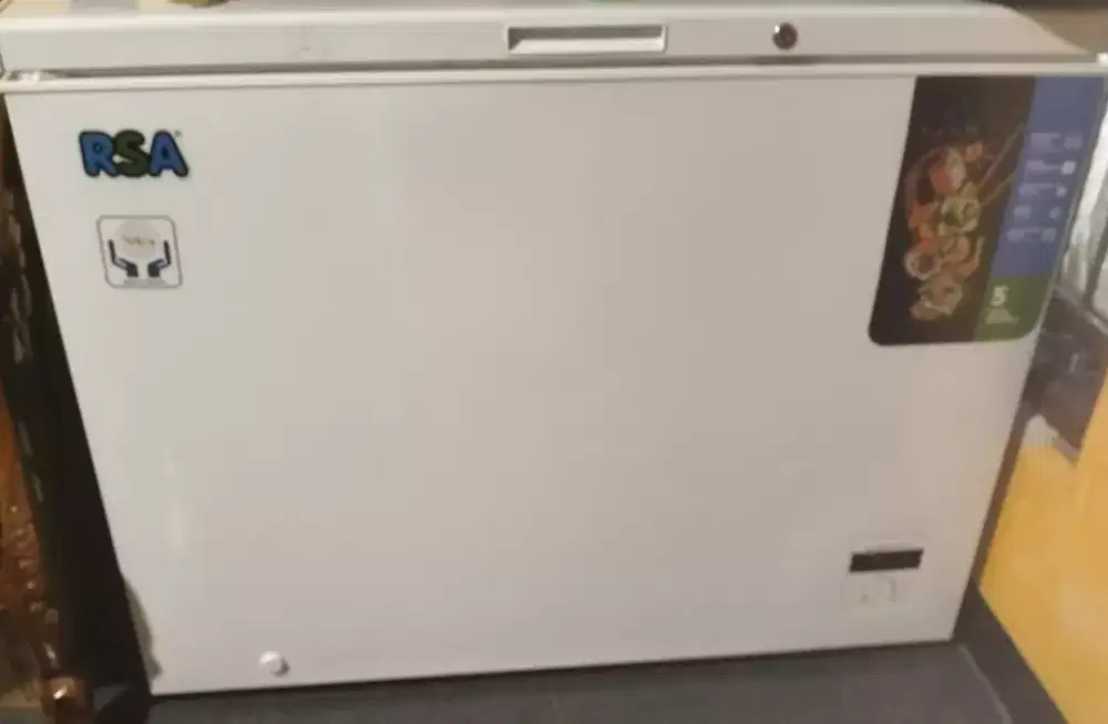Freezer RSA 300 Liter Second Pemakaian 1 Bulan