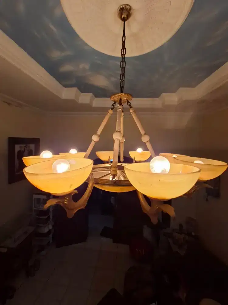 Lampu gantung ruang tamu
