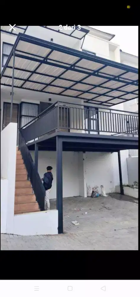 Mezzanine outdoor