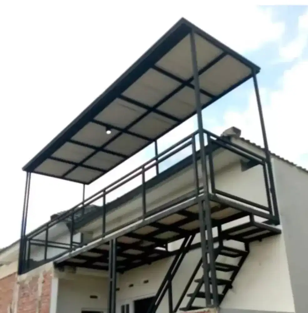 Mezzanine oudoor