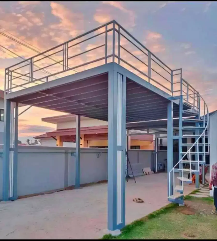 Mezzanine outdoor