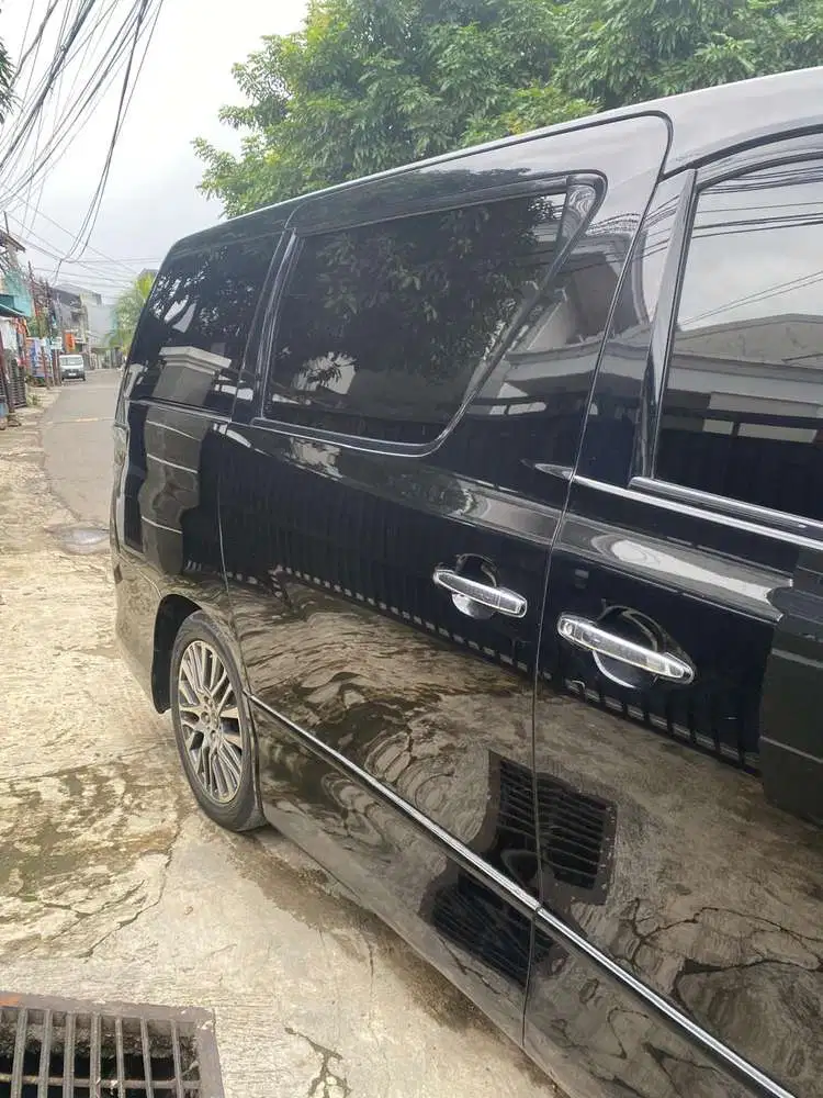Toyota Alphard 2010 Bensin