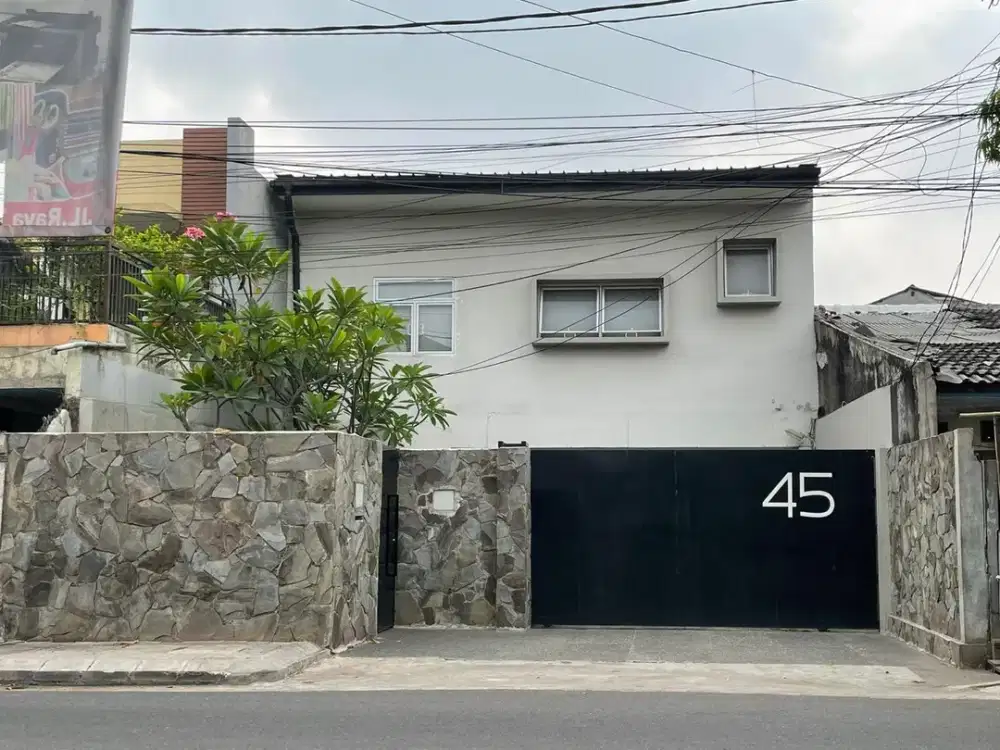 Dijual Rumah Konsep Apartemen Minimalis Desain, Daerah Kramat Jati, Siap Huni