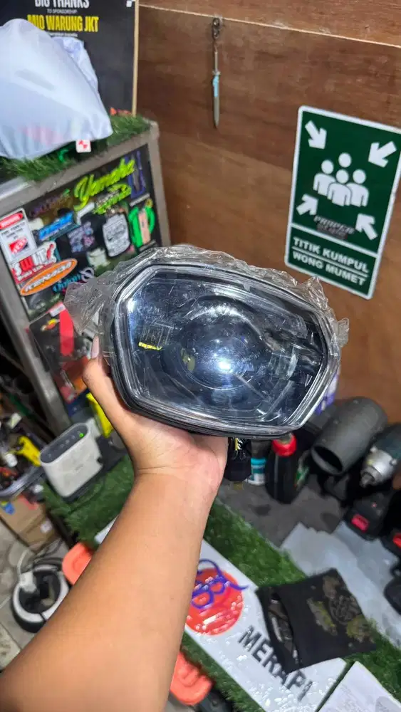 DIJUAL Headlamp Race Boy Vespa Sprint Daymaker