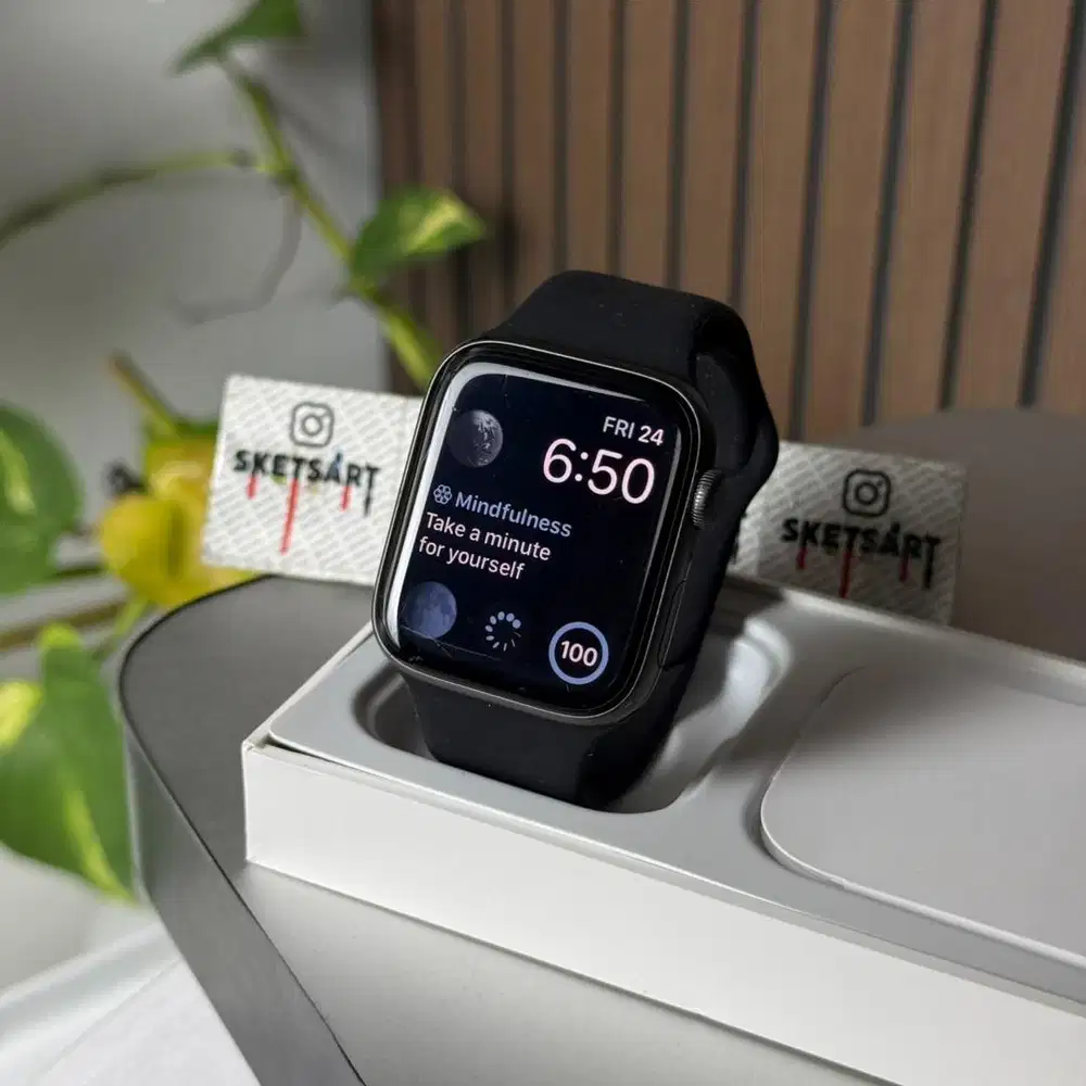 Apple Watch Series SE Gen 1 44mm Spacegray iwatch