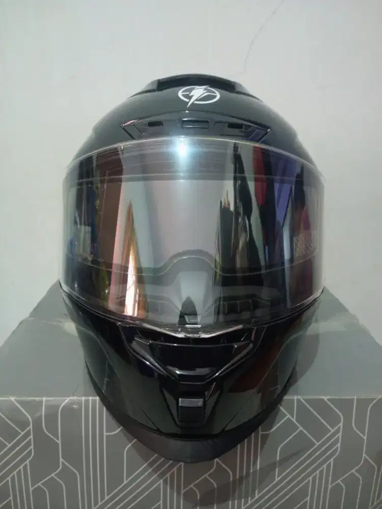 Helm Jitsu Air 1