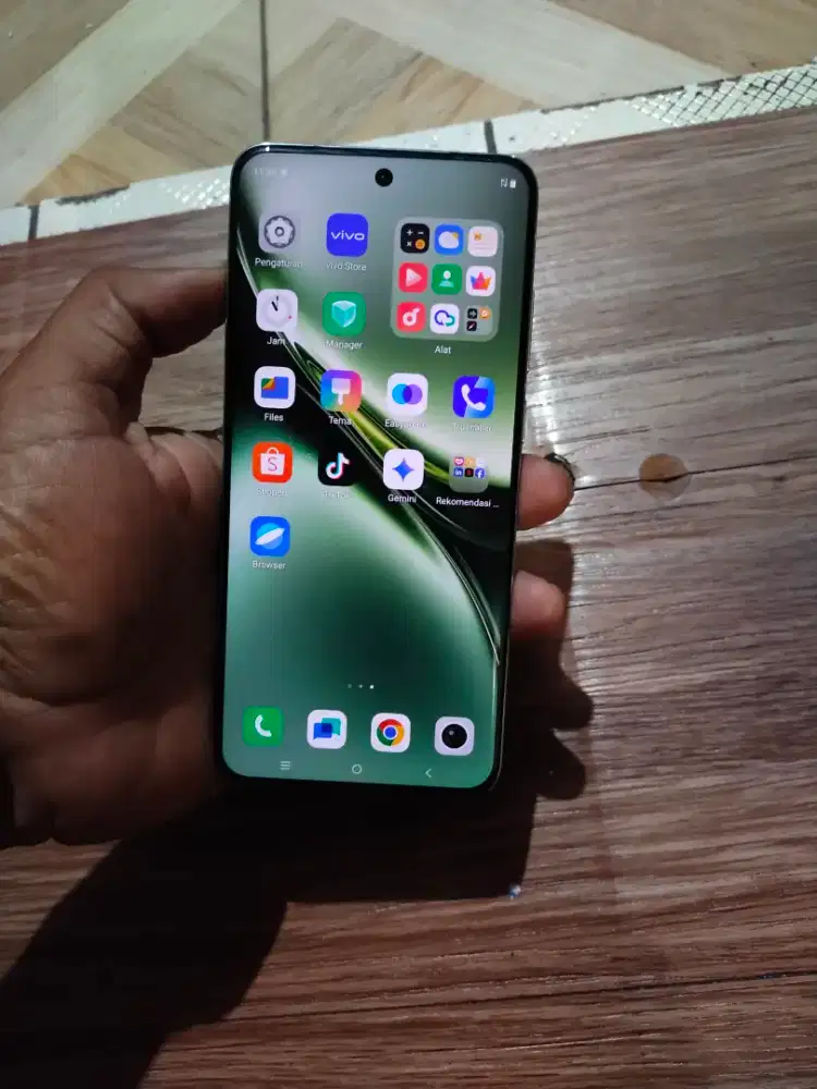 Vivo X200 12/256 unit only, garansi on baca deskripsi bisa tt