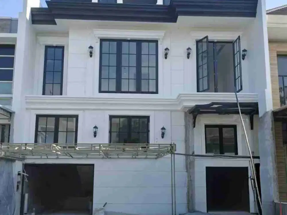 Baru Gress‼Pakuwon Indah Cluster The Mansion