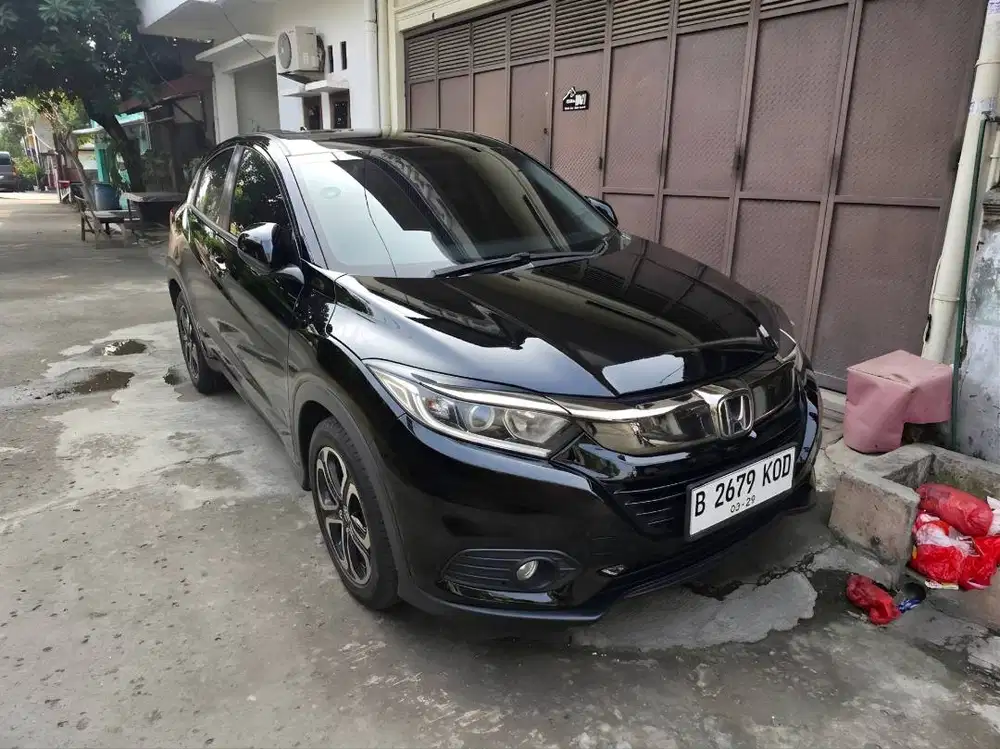 Honda HR-V HRV E CVT Matic AT Tahun 2019 Hitam , 2020