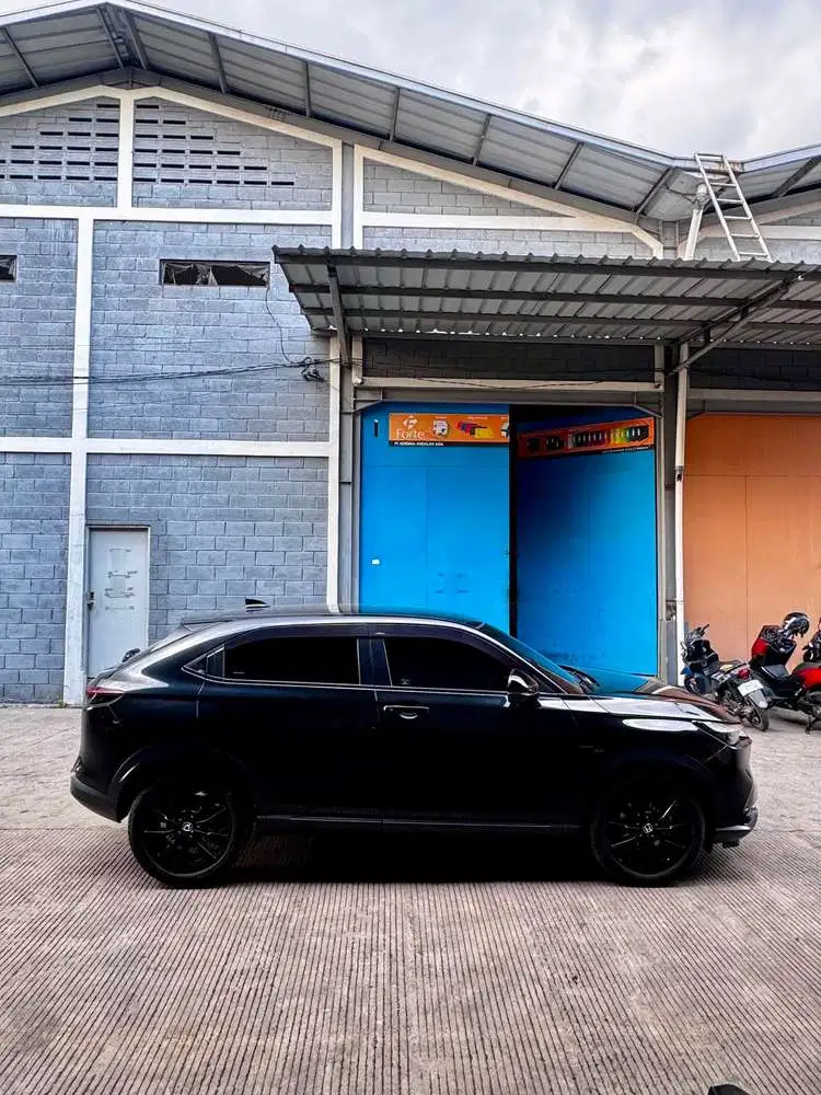 Honda HR-V 2023 Bensin