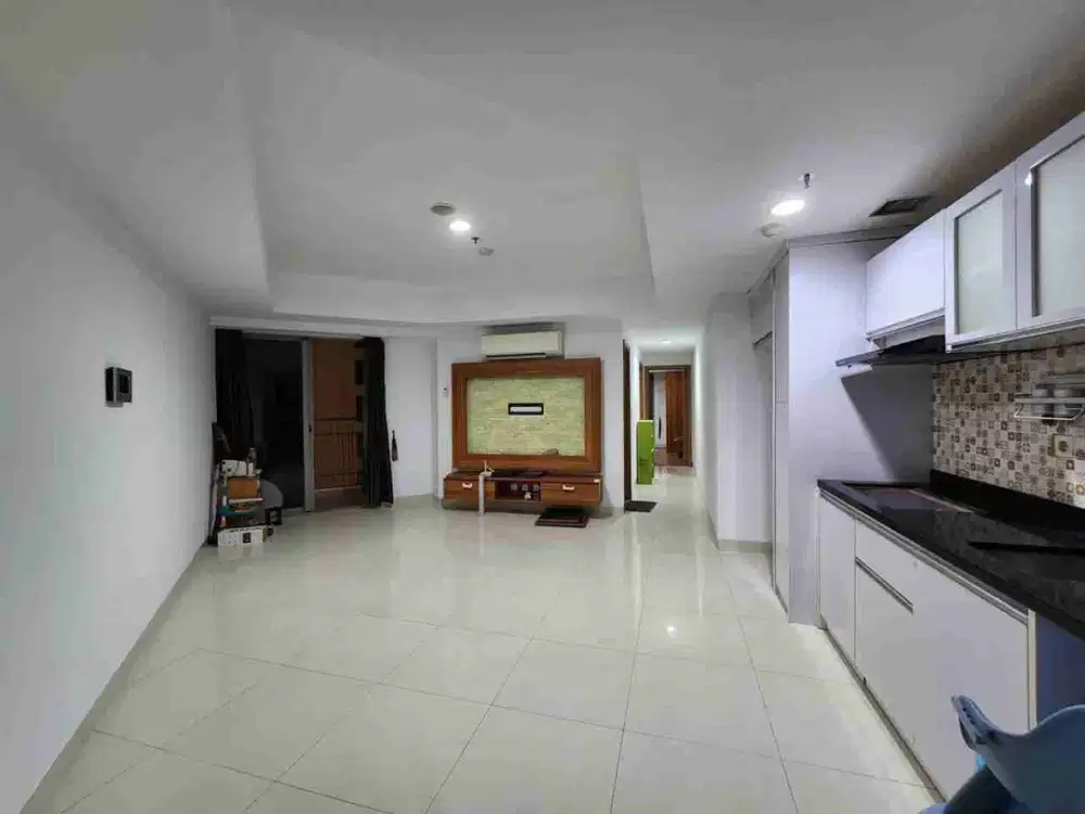 Apt The Mansion Kemayoran 2 BR Semi Furnish lantai Tinggi Siap Huni