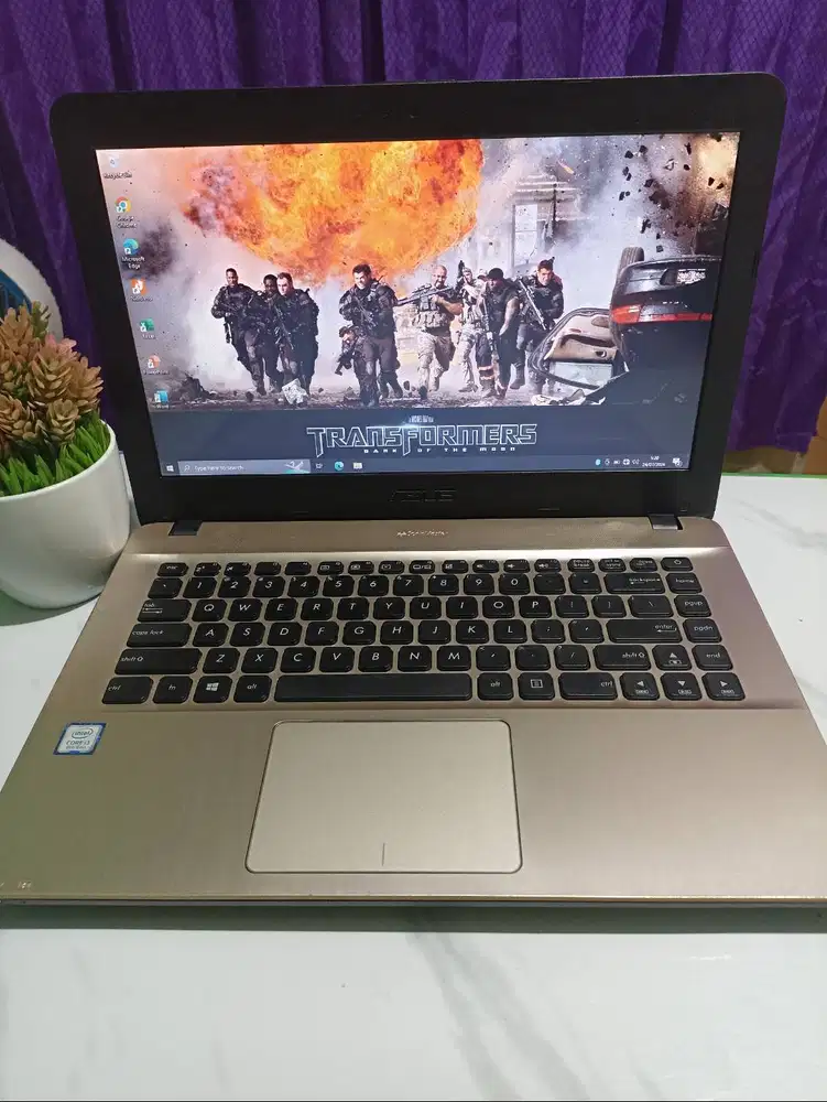 LAPTOP ASUS VIVOBOOK X441U. Intel Core i3 Gen 8. RAM 4GB. NO MINUS.