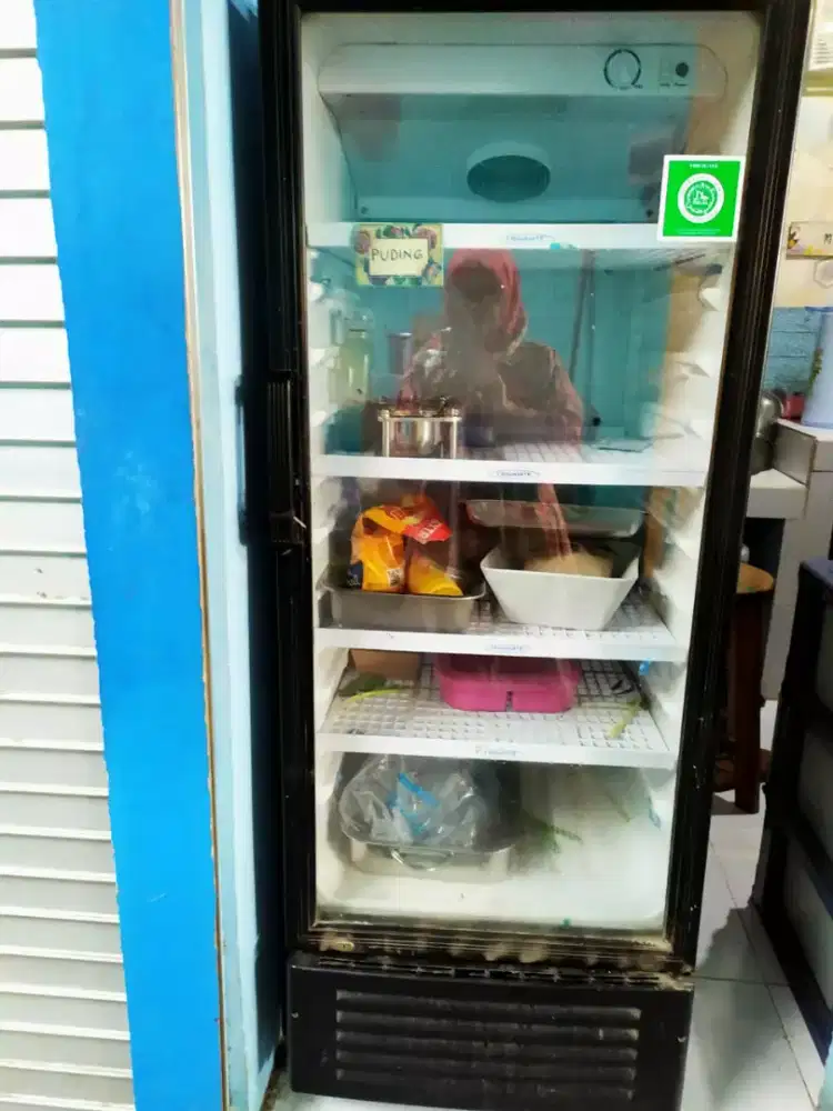Dijual showcase Frigigate 4 rak