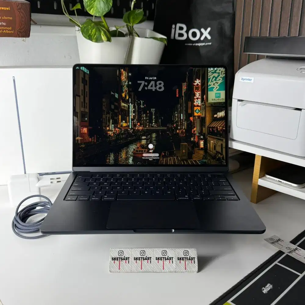 MacBook Air M4 16/256gb iBox Midnight Garansi Resmi Aprl 2027